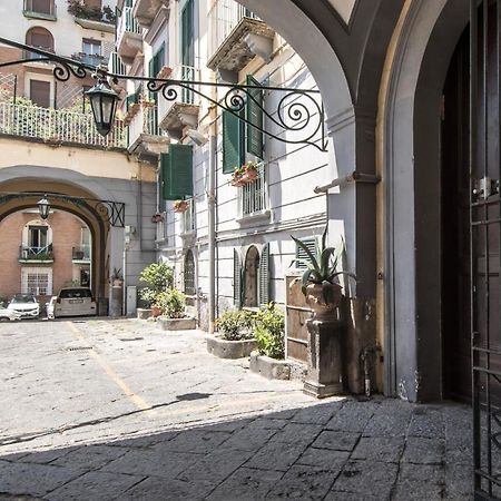 Baru In Chiaia Bed & Breakfast Napoli Dış mekan fotoğraf