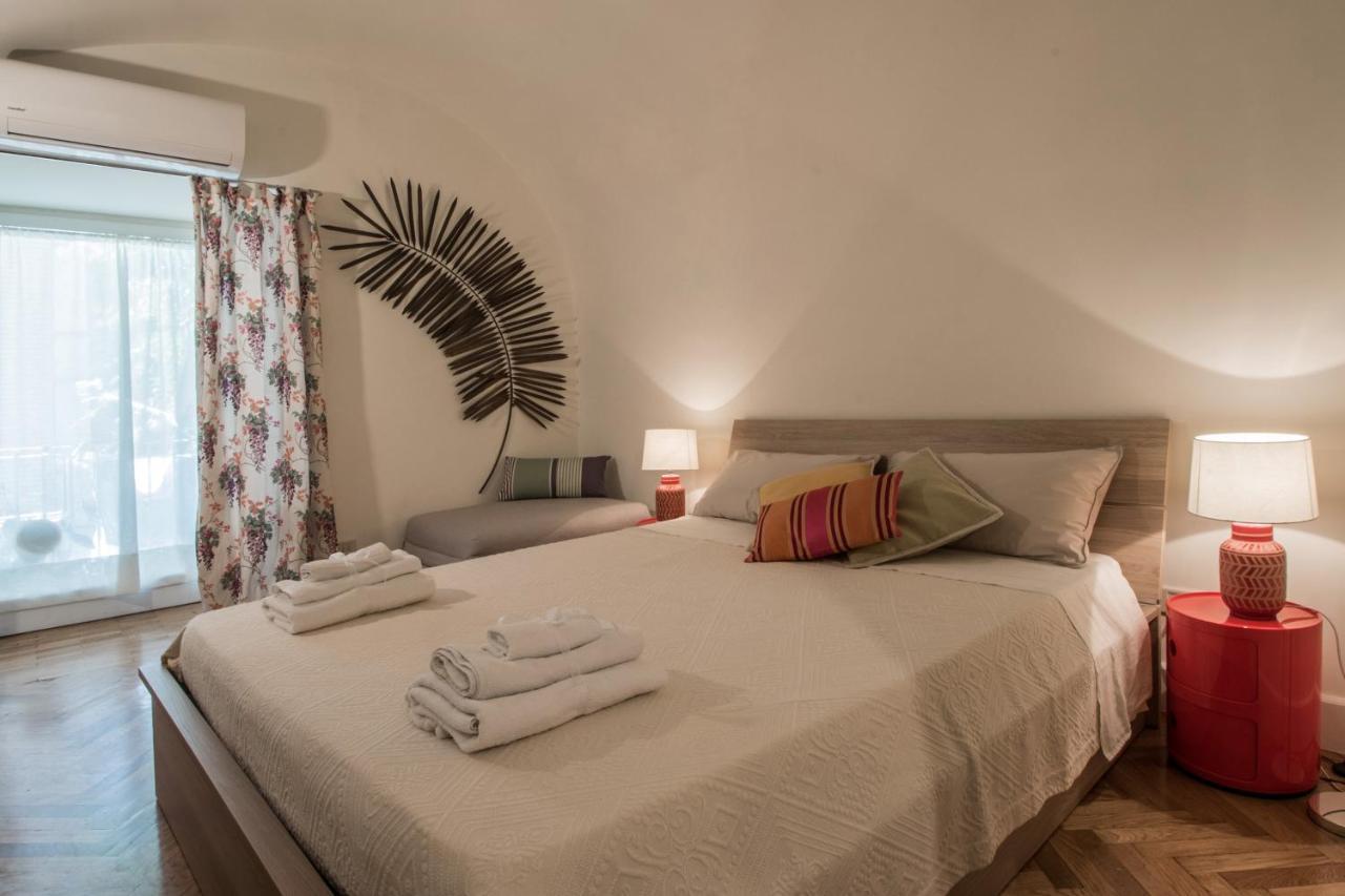 Baru In Chiaia Bed & Breakfast Napoli Dış mekan fotoğraf