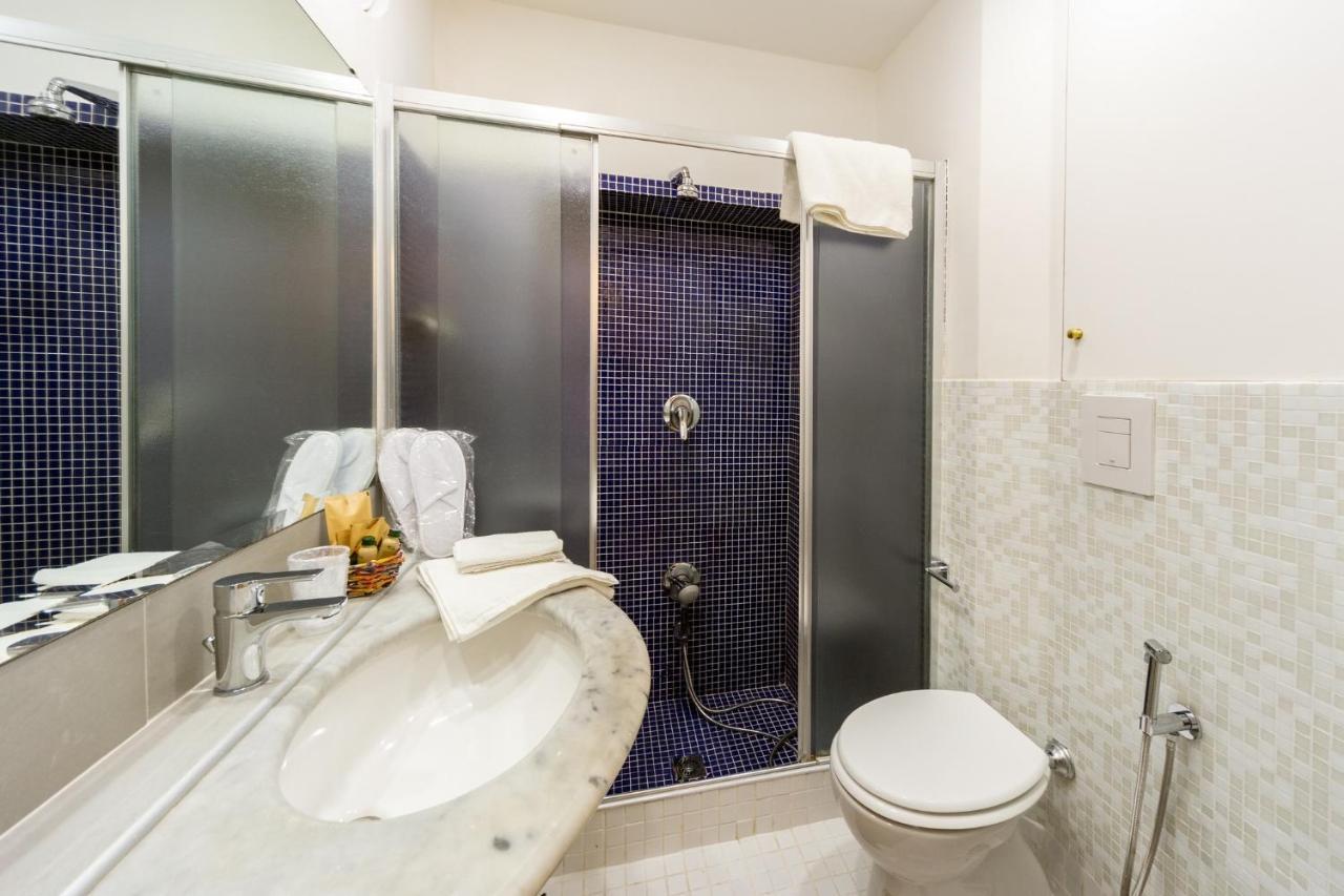 Baru In Chiaia Bed & Breakfast Napoli Dış mekan fotoğraf