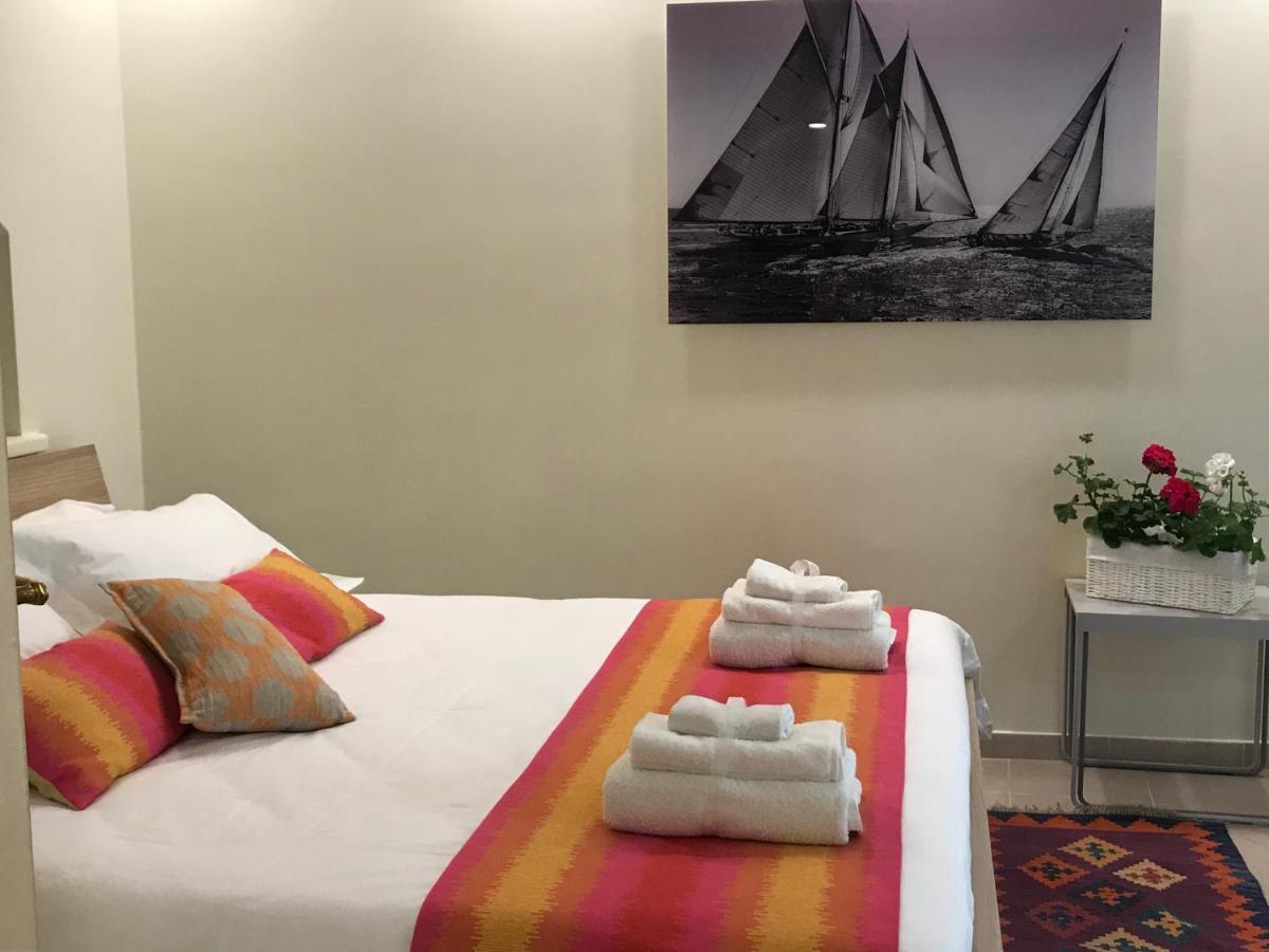 Baru In Chiaia Bed & Breakfast Napoli Dış mekan fotoğraf