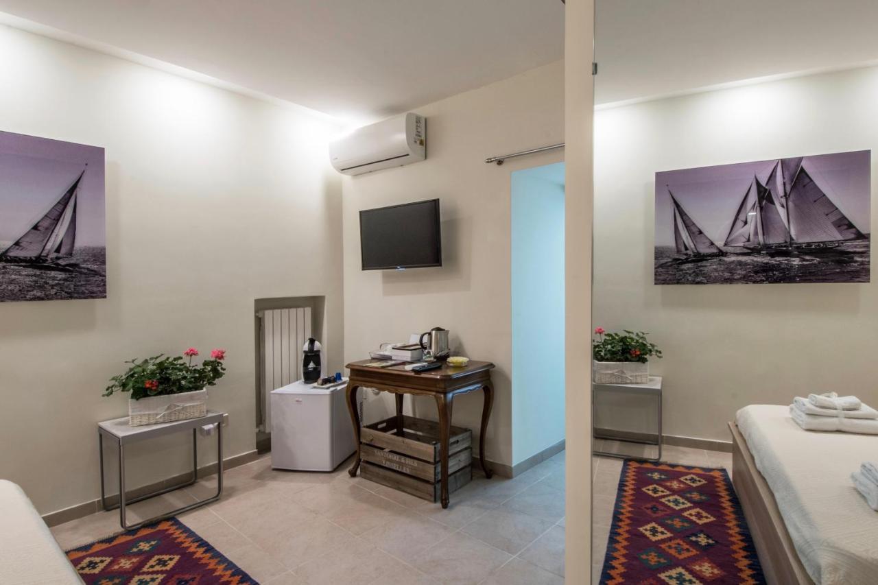Baru In Chiaia Bed & Breakfast Napoli Dış mekan fotoğraf