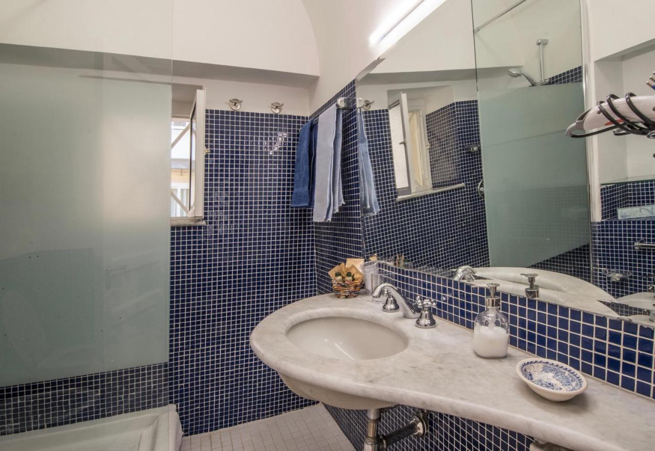 Baru In Chiaia Bed & Breakfast Napoli Dış mekan fotoğraf